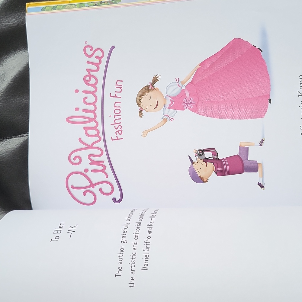 Pinkalicious I Can Read! Level 1 Book - Picture 3 of 5